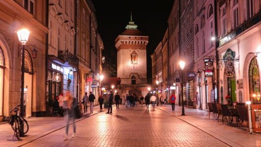 Korepetycje fizyka Kraków – przygotowanie do fizyki rozszerzonej