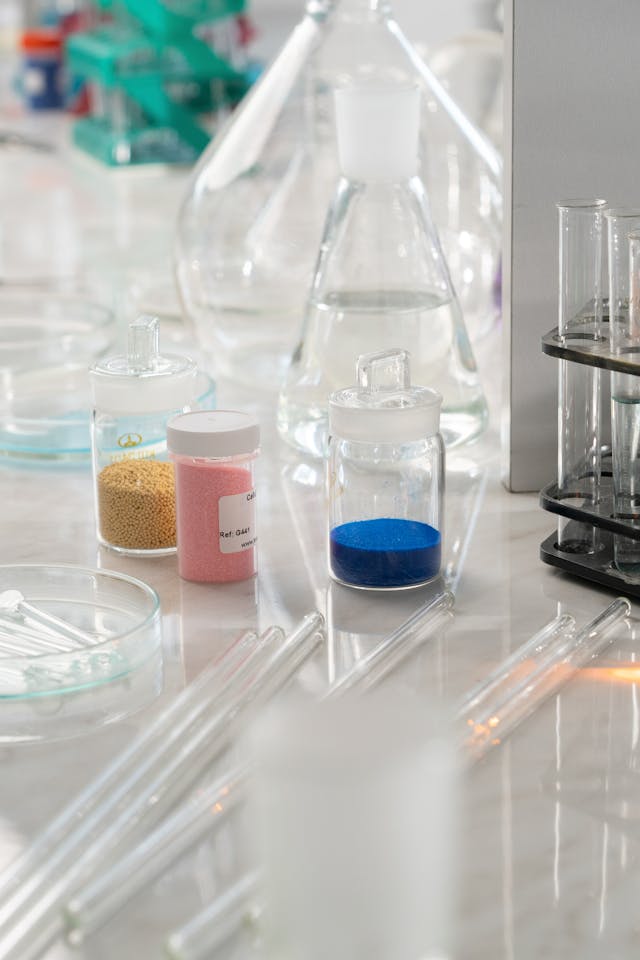 Związki organiczne w kosmetykach i lekach