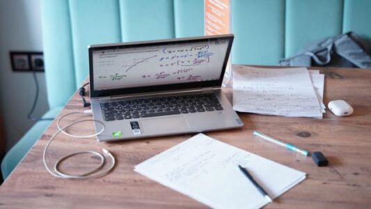 Korepetycje matematyka Toruń – skuteczna nauka online